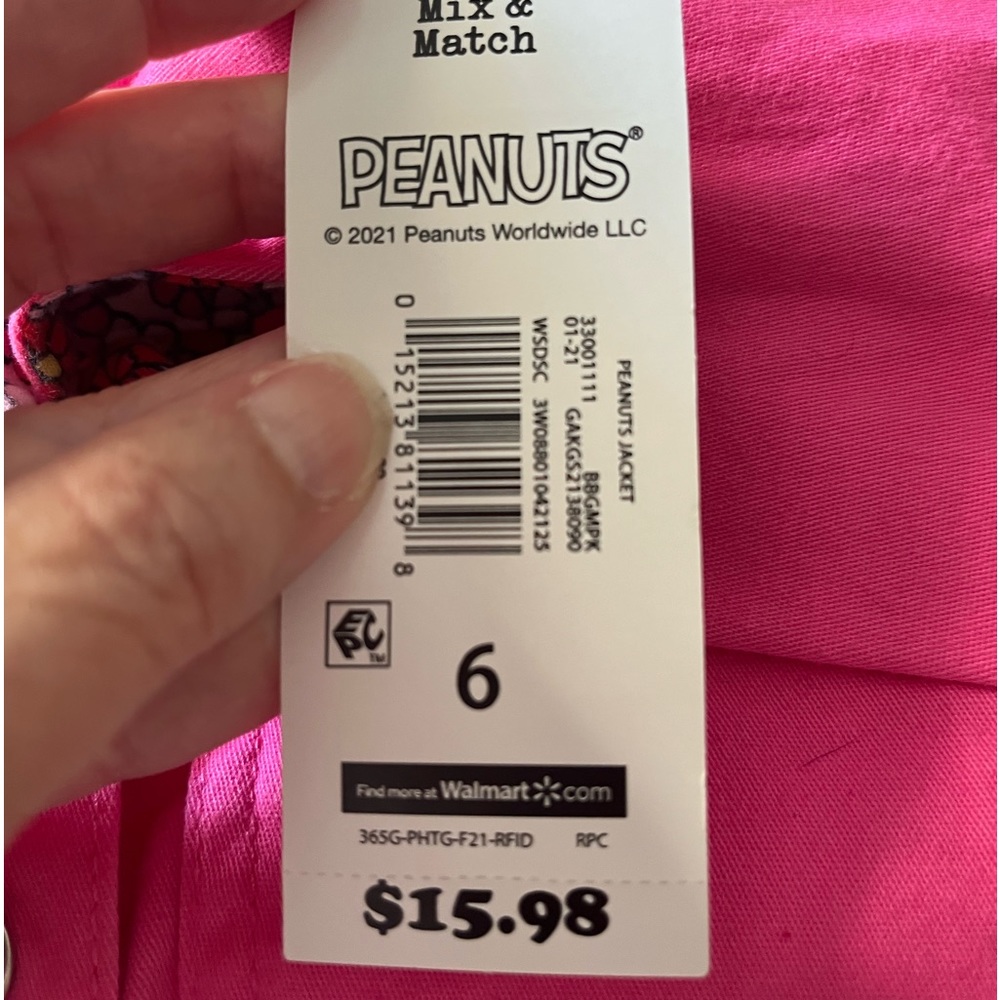 Girls peanuts Jean jacket nwt size 6.  The cutest jacket!! - Picture 4 of 4